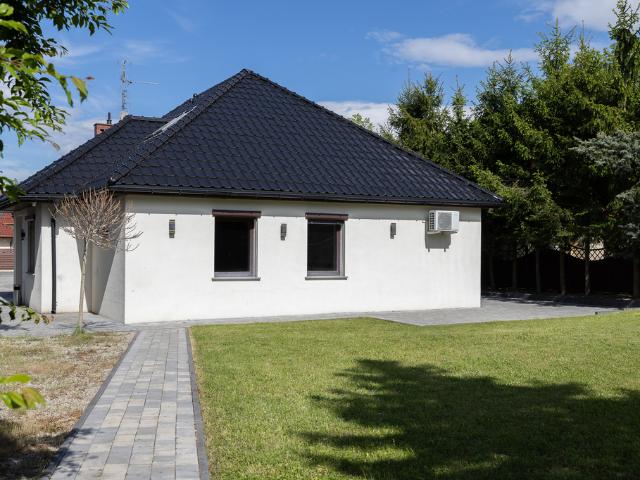 Dom sprzedam, CESARZOWICE,, 184 m2, cena: 1 450 000 zł
