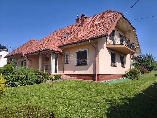 Dom sprzedam, KROSNO,, 240 m2, cena: 1 060 000 zł