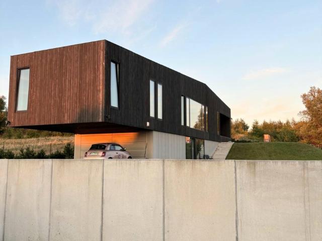 Dom sprzedam, Niekanin, 242 m2, cena: 5 000 000 zł