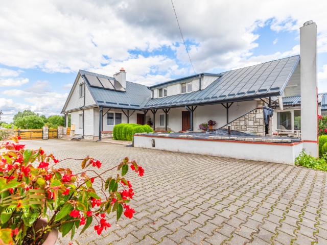 Dom sprzedam, Sadurki, 280 m2, cena: 1 799 000 zł