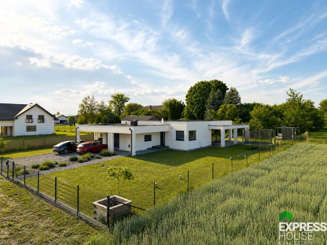 Dom sprzedam, PRAWIEDNIKI, Magiczna, 149 m2, cena: 1 400 000 zł