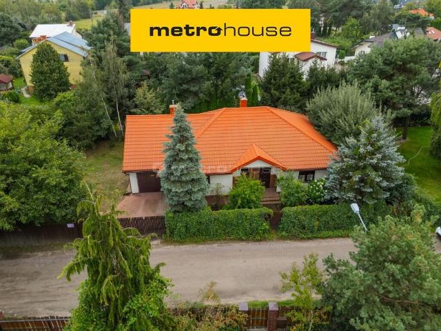 Dom, Stasi Las, 123.60 m², sprzedam dom