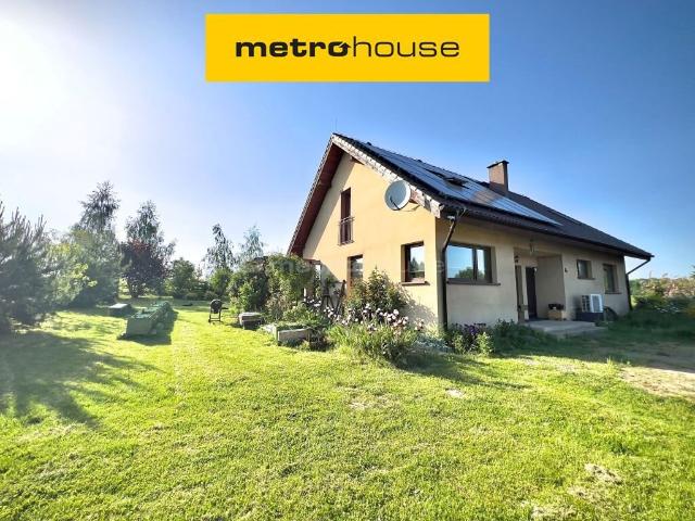 Dom, Stróża, Kolejowa, 128.04 m², sprzedam dom