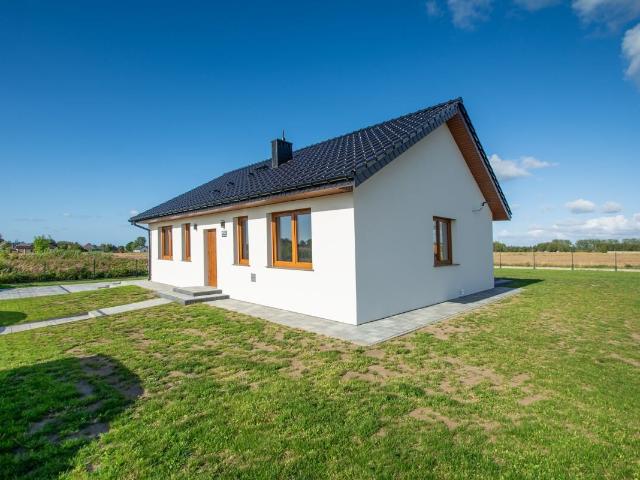 Dom, Strzeżenice, 94.00 m², sprzedam dom