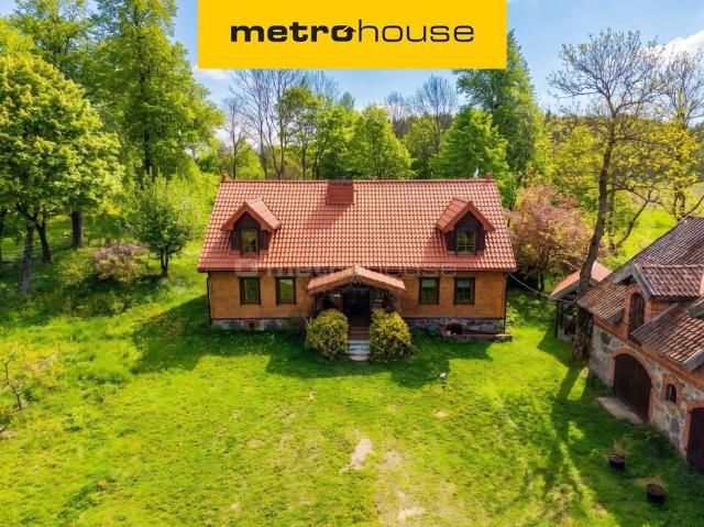 Dom, Suczki, 180.00 m², sprzedam dom
