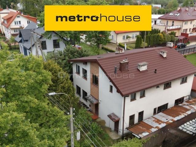 Dom, Sulejówek, 240.00 m², sprzedam dom