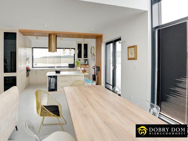 Dom Premium 187 m² z ogrodem w Dobrzyjałowie zapraszam
