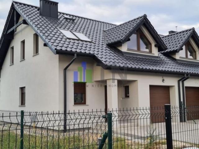 Dom w Dobrzykowicach 130 m² z garażem i ogrodem