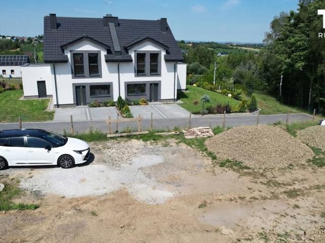 Dom w stanie deweloperskim 113 m² z dużą działką 1000 m² w Trąbkach