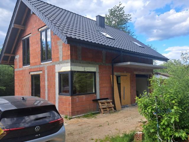 Polecam dom 120 m² z garażem, ogrzewaniem podłogowym i nowoczesną konstrukcją