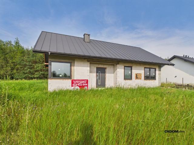 Dom w stanie surowym z dużą działką 87 m² polecam!
