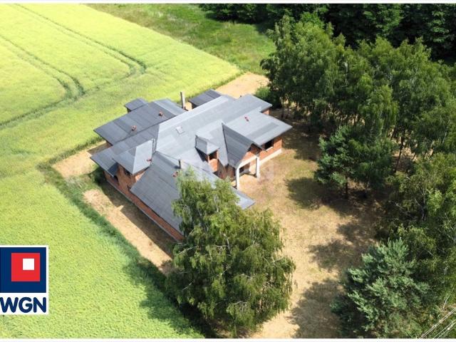 Dom w stanie surowym z dużą działką 3614 m² zapraszam