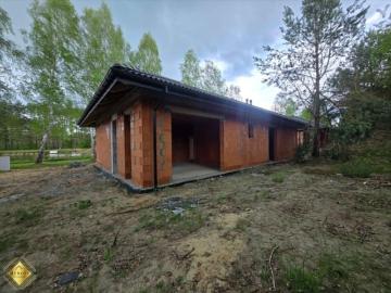 Dom w stanie surowym z dużym potencjałem, 124 m2