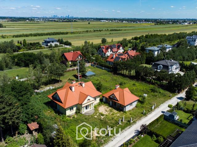 Dom w stylu polskiego dworku 180 m² z dużą działką 1642 m²