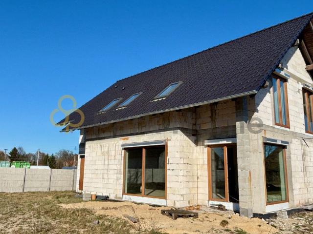 Nowoczesny dom z ogrzewaniem podłogowym 1507 m² działki