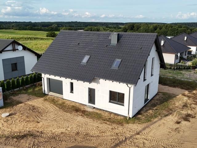 Dom wolnostojący w Wierzbiczanach 500 m od jeziora