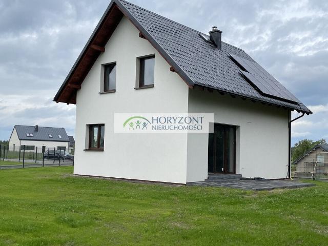 Dom wolnostojący z garażem, energooszczędny, 126 m2