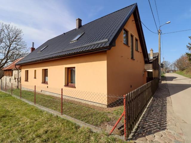 Sprzedam dom z dużą działką 9000 m² w Sierakowie