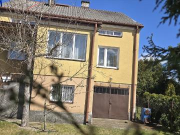 Dom wolnostojący z dużym potencjałem i możliwością własnej aranżacji