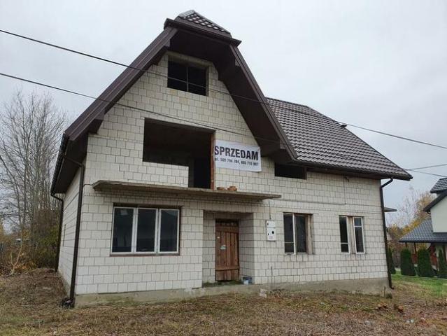 Dom wolnostojący 147 m2 działka 815 m do aranżacji Osieck