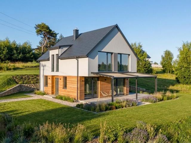 Dom wolnostojący 145m2 z możliwością wykończenia na wymarzone mieszkanie