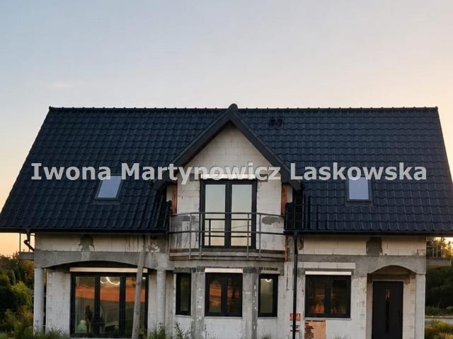 Sprzedam dom wolnostojący 148m² z garażem w Iwnie