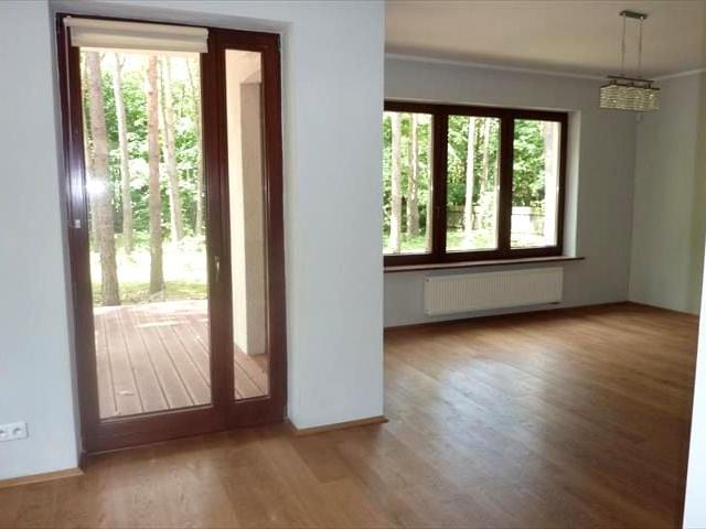 Dom wolnostojący 160 m² z garażem na wynajem Legionowo