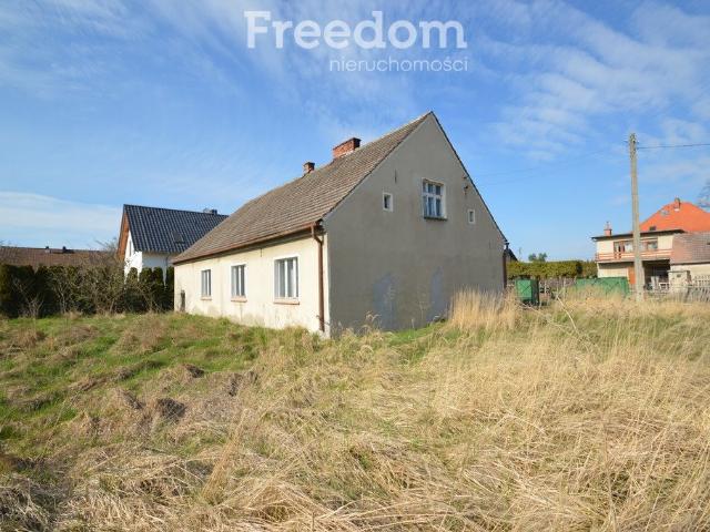 Dom wolnostojący 162 m² z dużą działką 800 m² do remontu