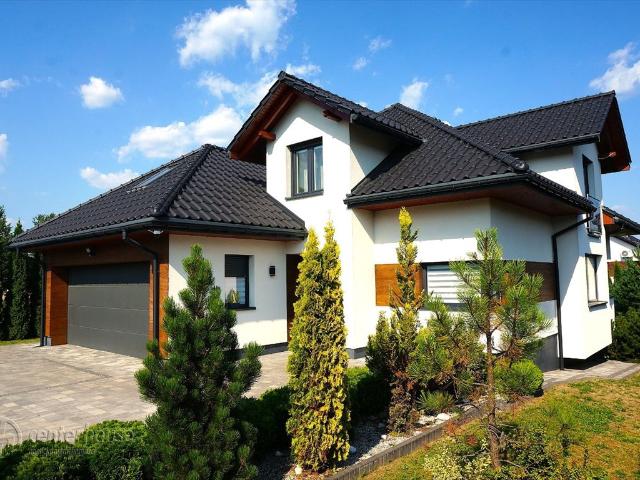 Dom wolnostojący 181 m² z garażem, kominkiem i ogrodem zapraszam