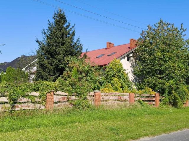 Dom wolnostojący 190 m² z garażem i tarasami zapraszam