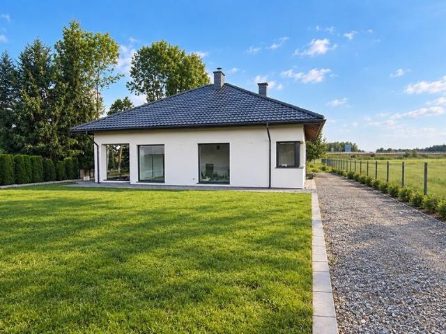 Dom wolnostojący 104 m² z tarasem i ogrzewaniem podłogowym polecam