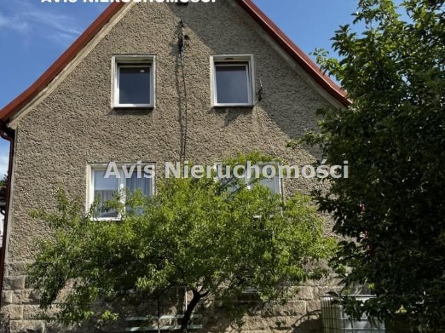 Dom wolnostojący 120 m² z dużą piwnicą i pięknymi widokami