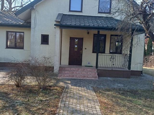Dom wolnostojący 130 m² ogród, balkon, blisko komunikacji
