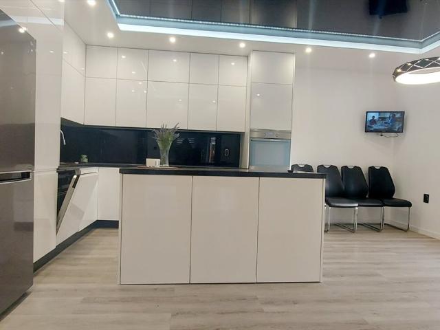 Dom wolnostojący 280 m² przestrzeń, komfort i nowoczesność