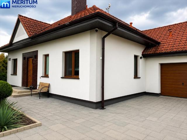 Dom wolnostojący 200 m² w Brwinowie działka 865 m²
