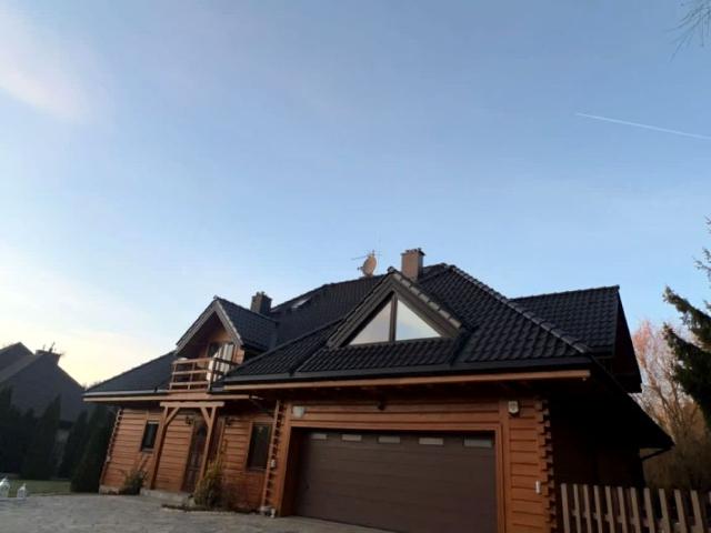 Dom wolnostojący 340 m² przy lesie na wynajem ul. Morelowa, Piaseczno