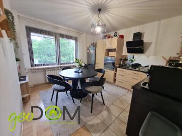 Przestronny dom 300 m² z garażem i dużą działką