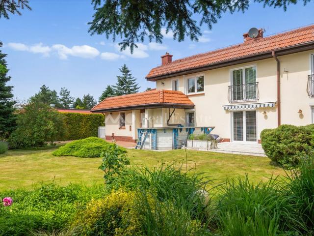 Dom wolnostojący 336 m² Rewa, Wałowa z ogrodem i garażem