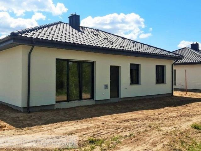 Dom wolnostojący 94 m2 z dużą działką 701 m2, stan deweloperski