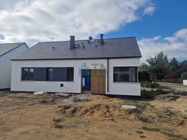 Dom wolnostojący 91,66 m² w Wojnowicach blisko natury