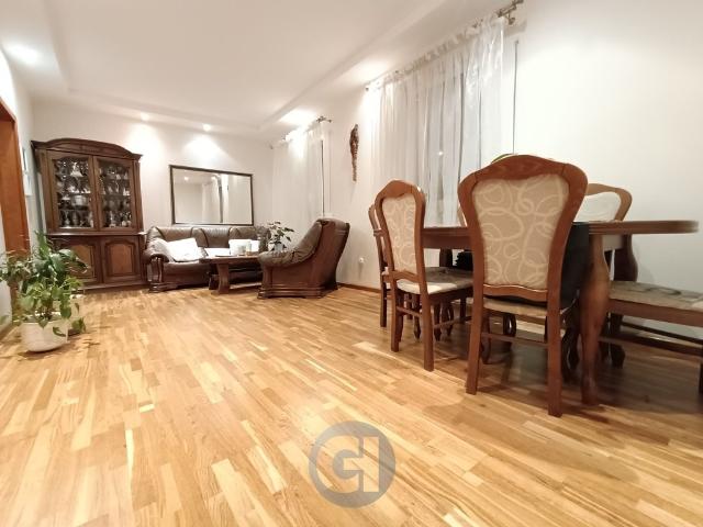 Polecam dom 92 m² po remoncie z ogrodem i garażem