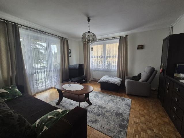 Dom dwurodzinny z dużą działką 6970 m² w Częstochowie