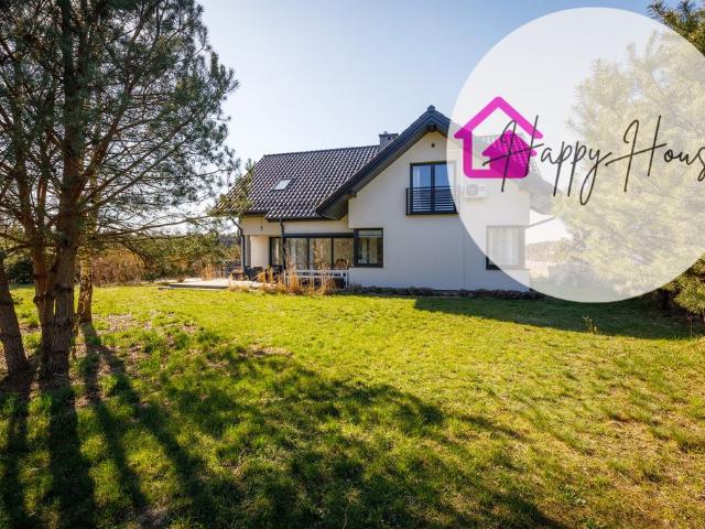 Dom 240 m² z 9 pokojami i dużą działką Kamionek