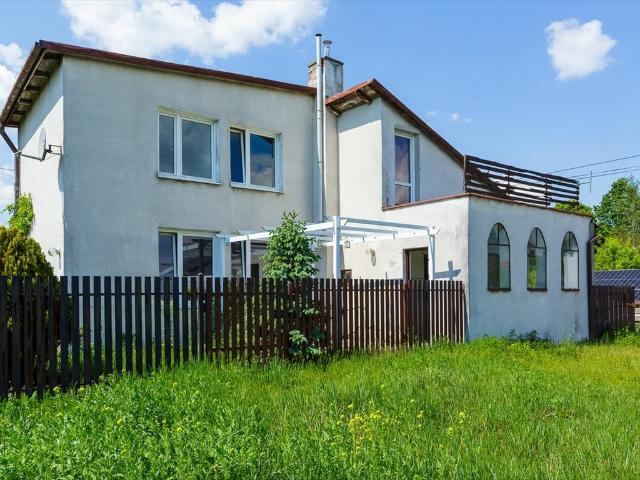 Dom z tarasami w spokojnej okolicy, 79 m2
