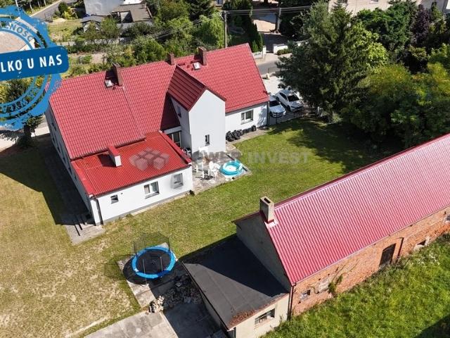 Dom z usługami, 260 m², działka 2013 m², Gołanice