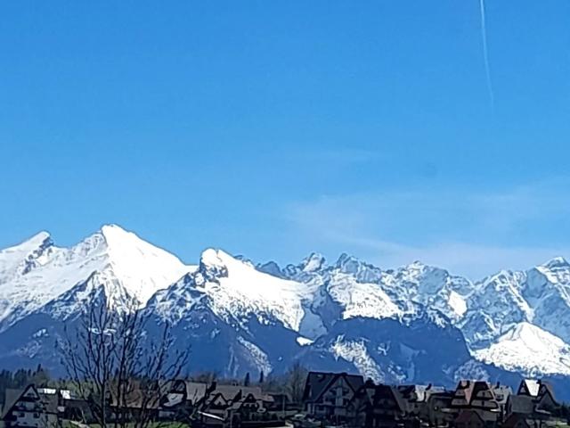 Dom z widokiem na Tatry, 4 kondygnacje, garaż