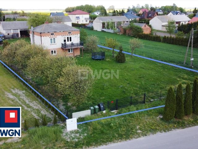 Dom z widokiem na jezioro, 28 ar, do remontu