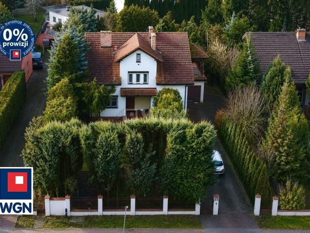 Dom z basenem i sauną przestronny, funkcjonalny, 6 pokoi