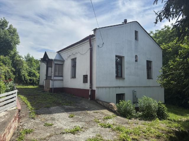 Dom z cegły 120 m2 z potencjałem inwestycyjnym