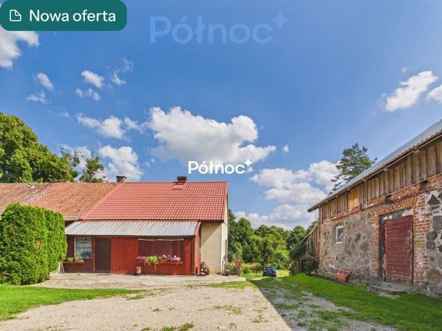 Dom z dwoma budynkami gospodarczymi w Orzechowie 185 m²